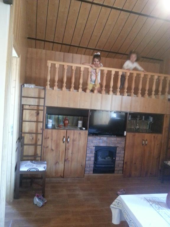Bungalow Perotonar Ideal Para Familia Con Ninos ลาปวยบลา เด กาซาญา ภายนอก รูปภาพ